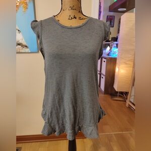 Adorable Loft Sz M gray/white Striped top